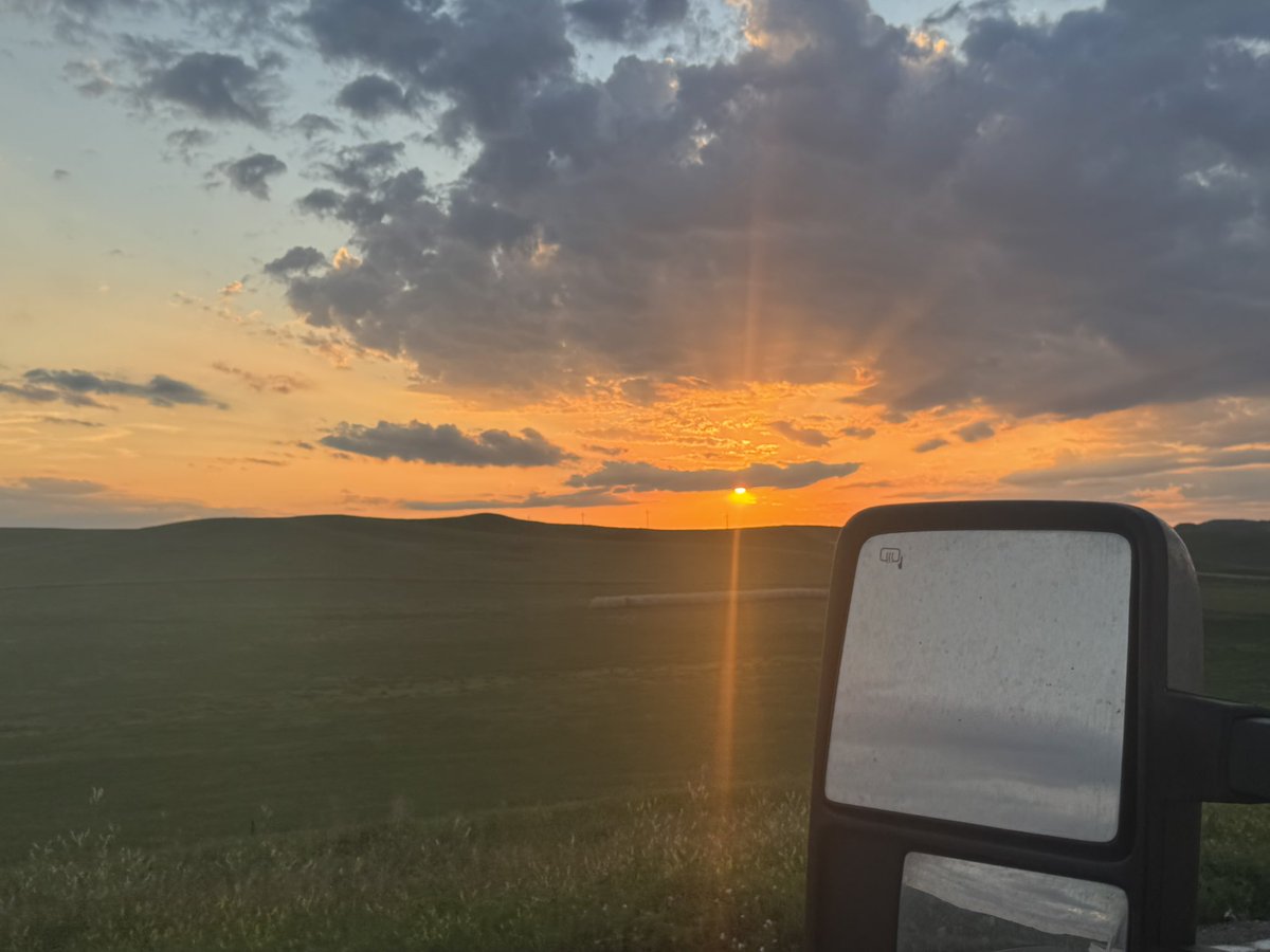 North Dakota sunsets 😍