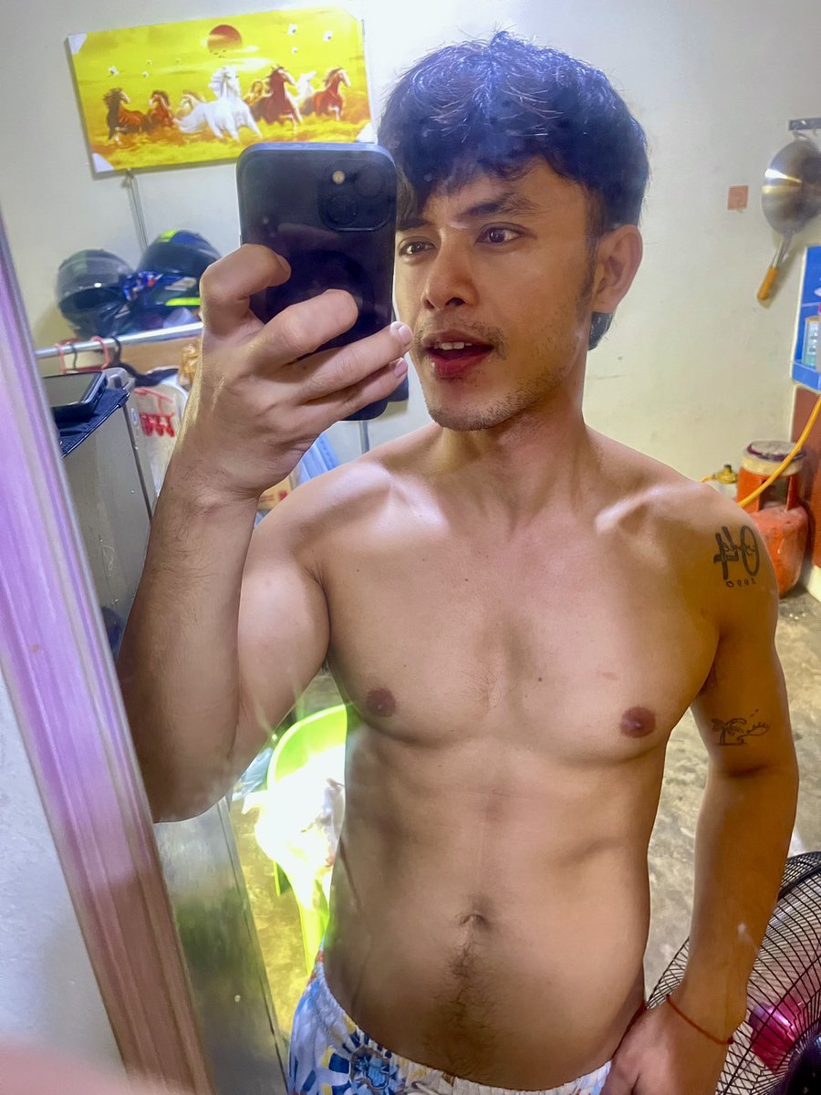 Messy look 😁