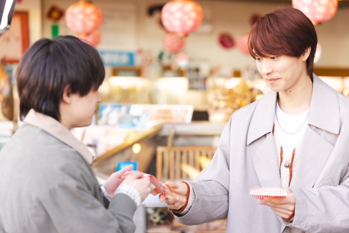 bldrama2025_ex's tweet image. ❤️全話テラサ配信中💙
//
はい、萌さん!
\\
伊豆でお揃いの キーホルダーを買った #あかはじ 🐬💘
嬉しそうな2人の表情から目が離せません👀
ぜひ配信でご確認ください👀
【全話】テラサで配信中🌟
x.gd/7giqX
🐬グッズになりました🐬
ropping.tv-asahi.co.jp/shop/bl_drama/…