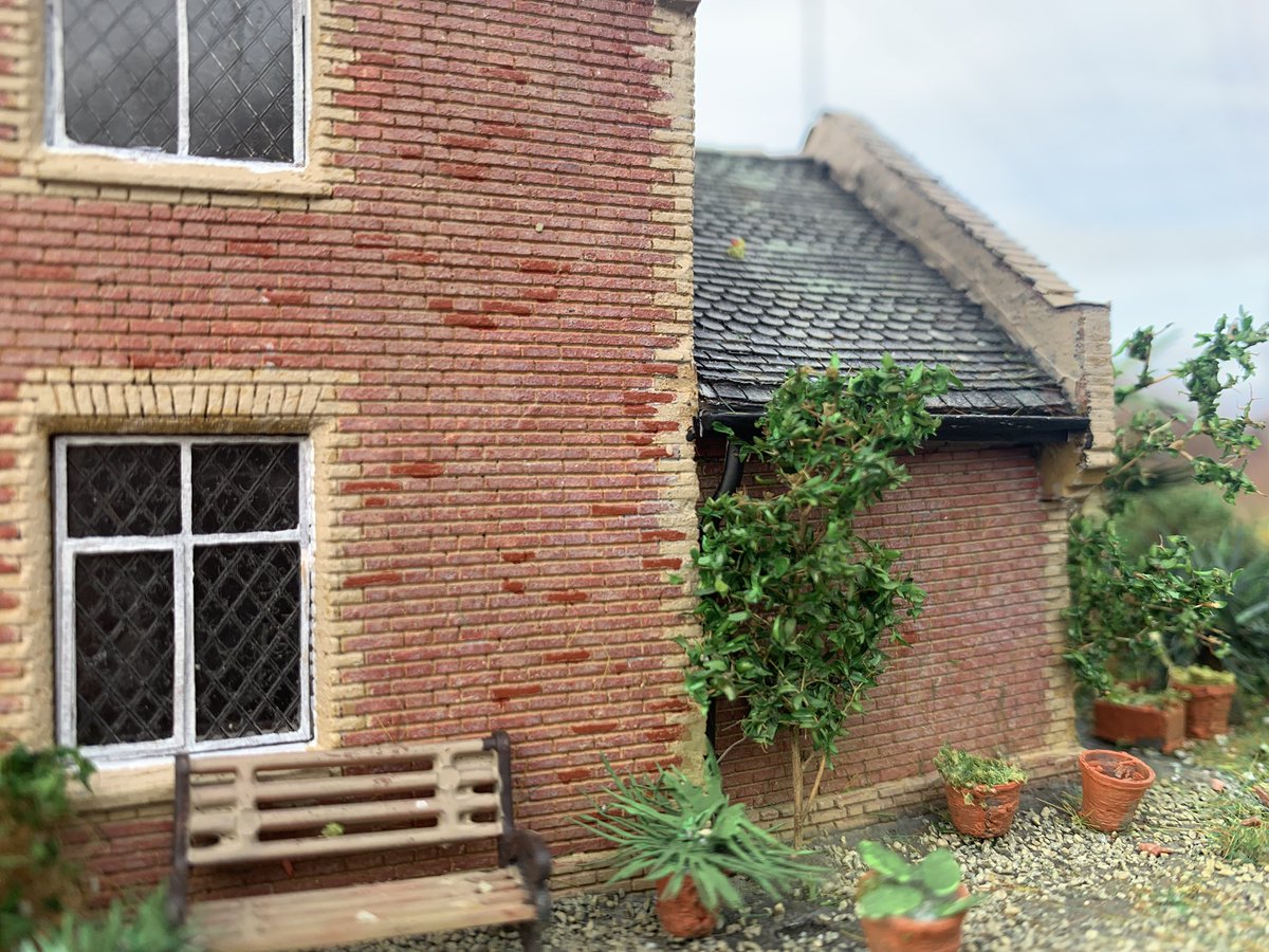 lnr_models's tweet image. Good morning. No progress to report on the bicycle project last night, so have some old archive to be going on with… ☺️
This was a fantastic house to recreate
