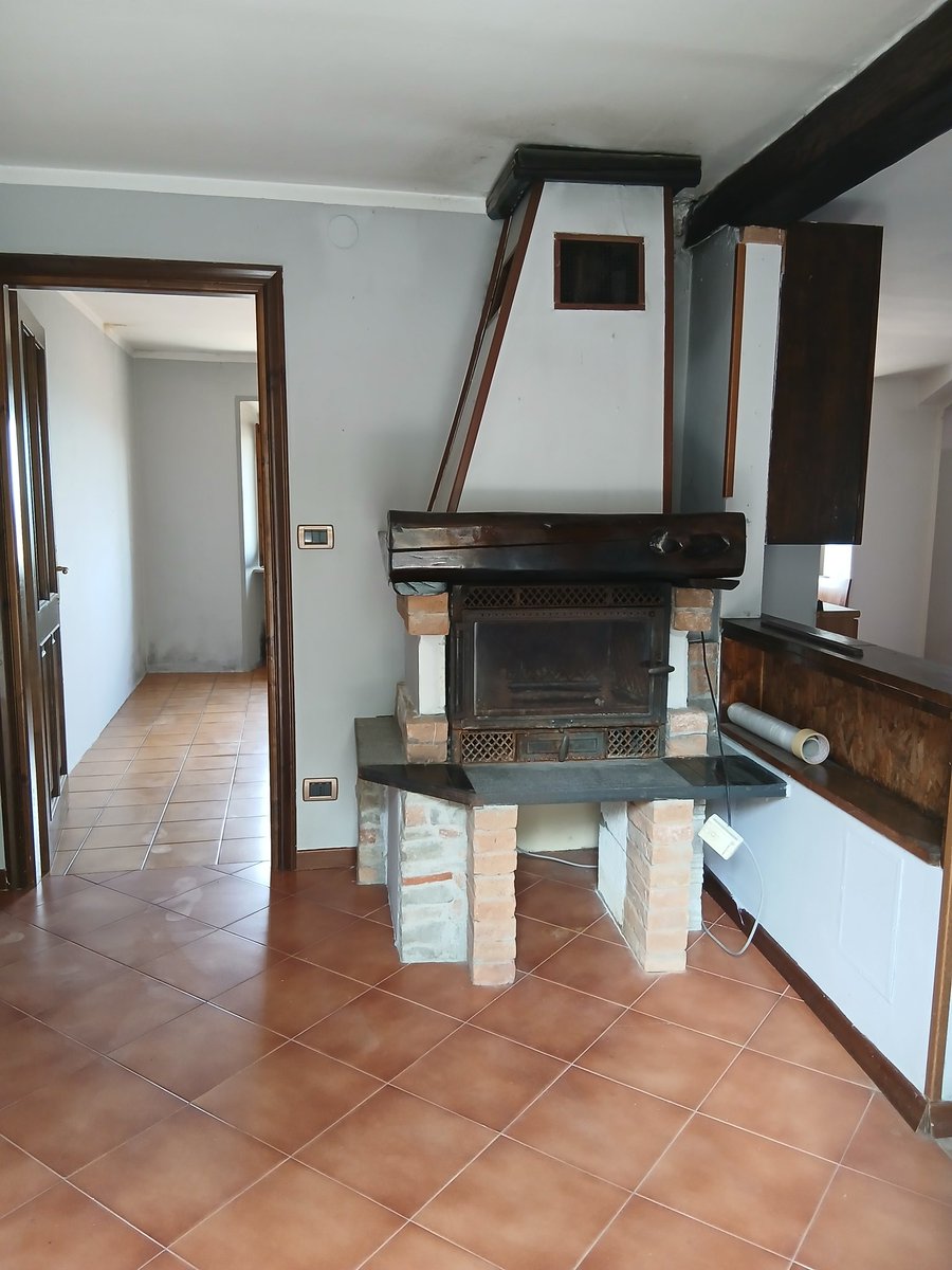 DiImmobiliare's tweet image. Mornese (Al), casa centro paese con cortile carrabile
casa.it/immobili/51878…