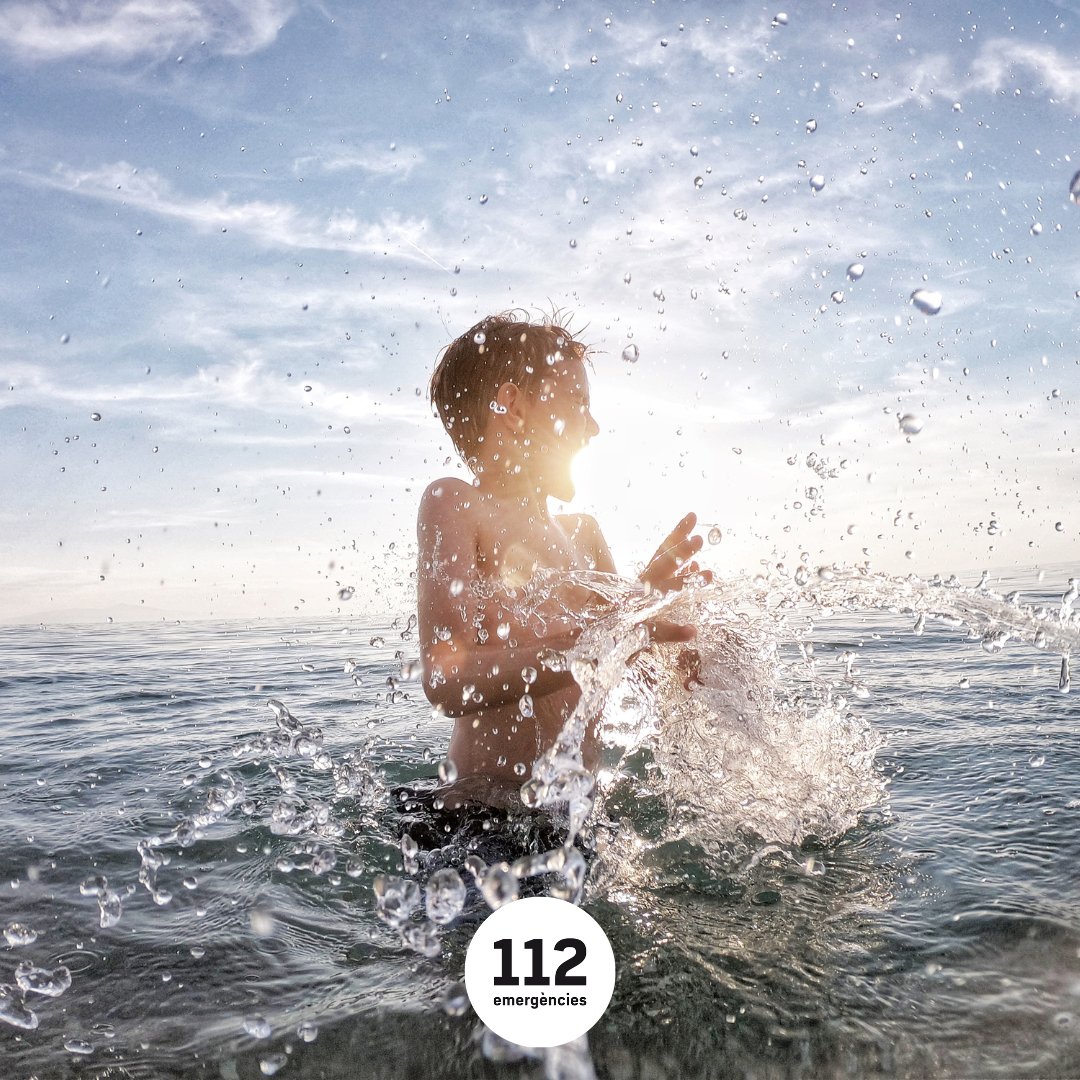 112's tweet image. 🏖️ #banysegur platja
🌊 Entra a l'aigua a poc a poc per evitar un canvi brusc de temperatura
🏄 Respecta les zones d'entrada i sortida per esports nàutics
🏊♀️ Vigila fer un gran esforç físic si no estàs acompanyada o vigilada
📞 I en cas d'emergència, truca al @112