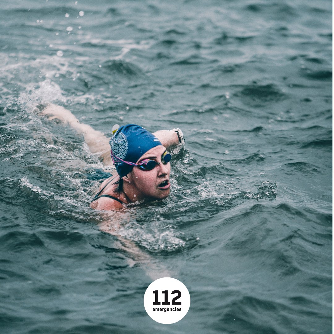 112's tweet image. 🏖️ #banysegur platja
🌊 Entra a l'aigua a poc a poc per evitar un canvi brusc de temperatura
🏄 Respecta les zones d'entrada i sortida per esports nàutics
🏊♀️ Vigila fer un gran esforç físic si no estàs acompanyada o vigilada
📞 I en cas d'emergència, truca al @112