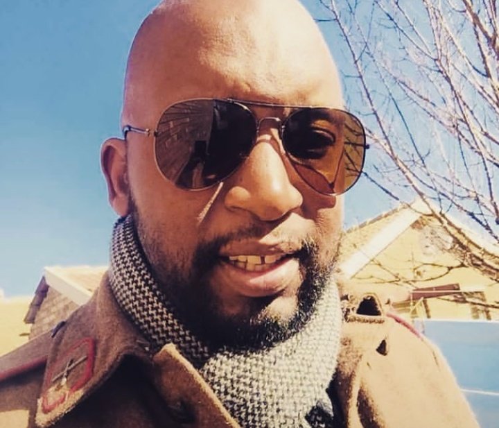 Keep warm 🔥 in this cold weather 🥶