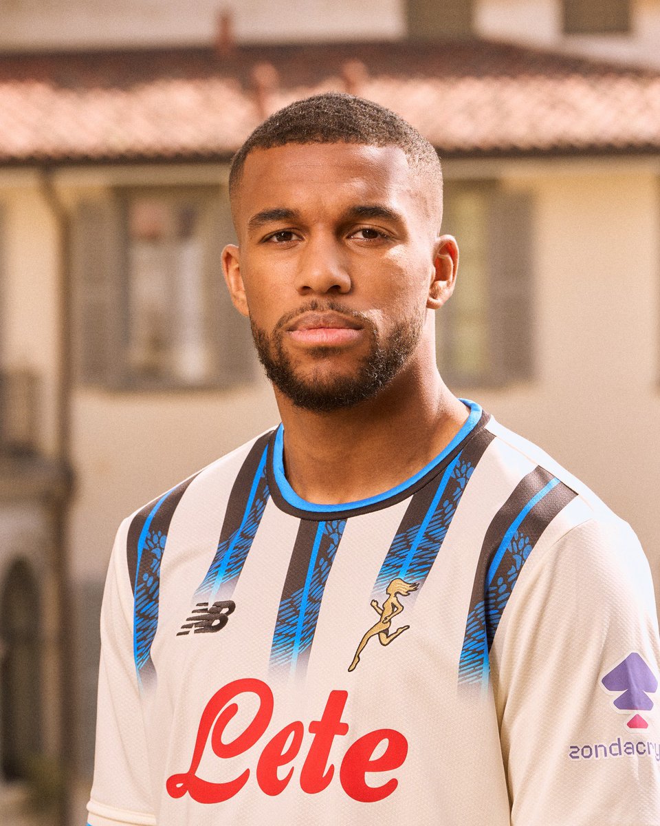 TheShirtUnion's tweet image. ⬜️| @Atalanta_BC Away 25/26
A shirt of the year contender perhaps?
Featuring a pattern inspired by designs from the 80s and 90s and retro crest with the figure from the 1963 crest.
Stunner.
