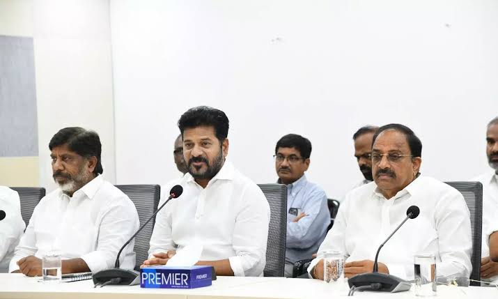 Congress4TS's tweet image. తెలంగాణ క్యాబినెట్ వాయిదా
ఈ నెల 28న మధ్యాహ్నం 2గంటలకు నిర్వహించాలని నిర్ణయం
The state cabinet meeting that was scheduled for this afternoon has been postponed. It will now take place at 2:00 PM on July 28.
🔹ఐదుగురు మంత్రులు అందుబాటులో లేకపోవడంతో వాయిదా
🔹ఏఐసీసీ ఓబీసీ…