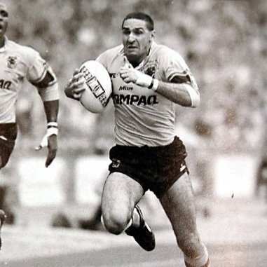 We are extemely saddened to learn of the passing of former player Danny Peacock. 

After a superb career in Australia, Danny spent three years at the Bulls between 1997-99, making his debut in a 26-8 win away at Wakefield earning him Heritage Number 1152. 

A tremendous talent,