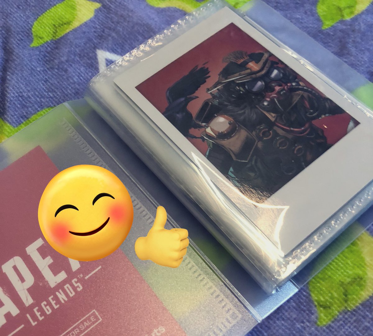 srrrrrringo's tweet image. 5月池袋のAPEXポップアップストアに行った時に応募してたプレゼントに当選してました〜✨ありがとうございます!
全レジェンドのフォト風カード!何人か新規イラストでグッズ化されてるの最高🙌
鉄壁トリオで唯一の新規イラストおじ😭✨
#ApexLegends
#APEXPOPUP
#エーペックスレジェンズ