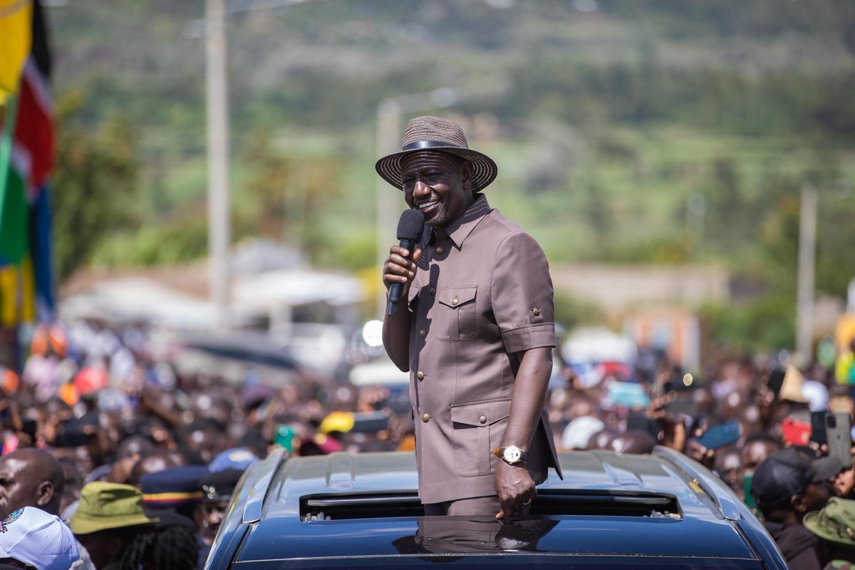 I don’t know who needs to hear this, but no one absolutely no one has a clear roadmap to send Ruto back to Sugoi. I’m not a prophet, but mark this in 2027, he’ll win by a landslide while the opposition is still busy tweeting and dreaming.