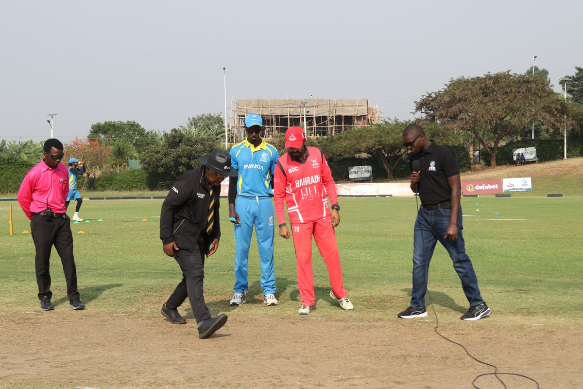 RwandaCricket's tweet image. #Matchday6
Rwanda won the toss and chose to bowl first in the morning clash against Bahrain at Gahanga Main Oval.
#TriNationsSeries2025
@bahraincricket
@Rwanda_Sports
@stevoem
@SrinathVardhine
@CharlesHaba
