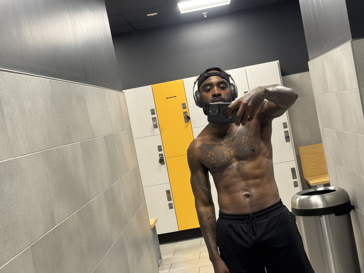 Adambreakbread_'s tweet image. They ask me what I been up too? I tell’em, I been busy buying DIPS and doing DIPS 🏋🏾
$APU #SPX6900 $GIGA $MOG $BOBO