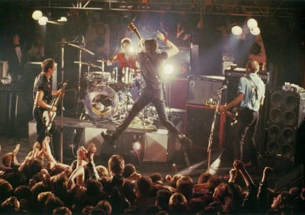 dirk7890's tweet image. The clash 1980 📸 Jenny lens