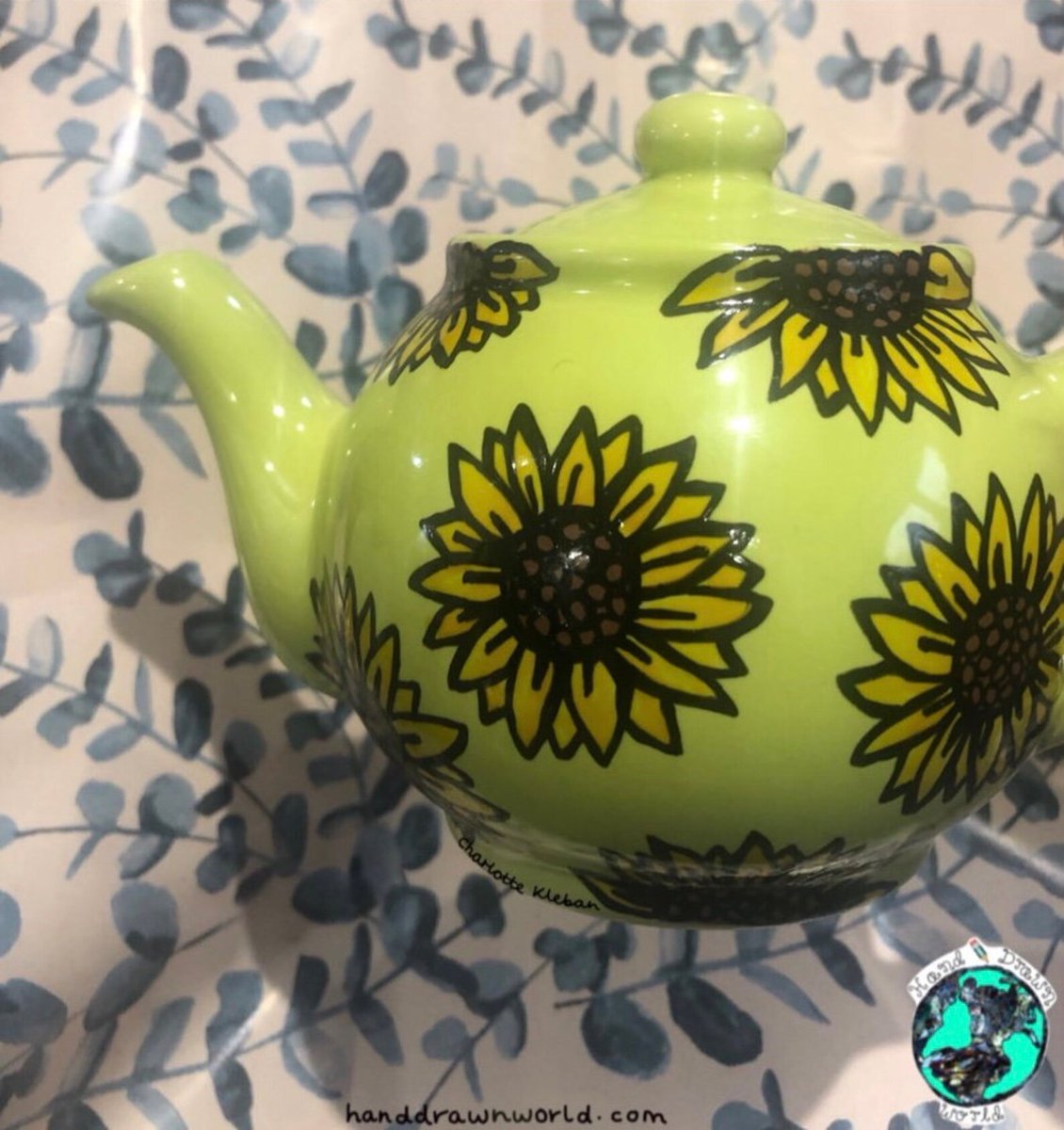 HandDrawnWorld_'s tweet image. Cup of sunshine 🌻
etsy.com/uk/listing/994…
#EarlyBiz #MHHSBD #UKGiftHour #sunflowers