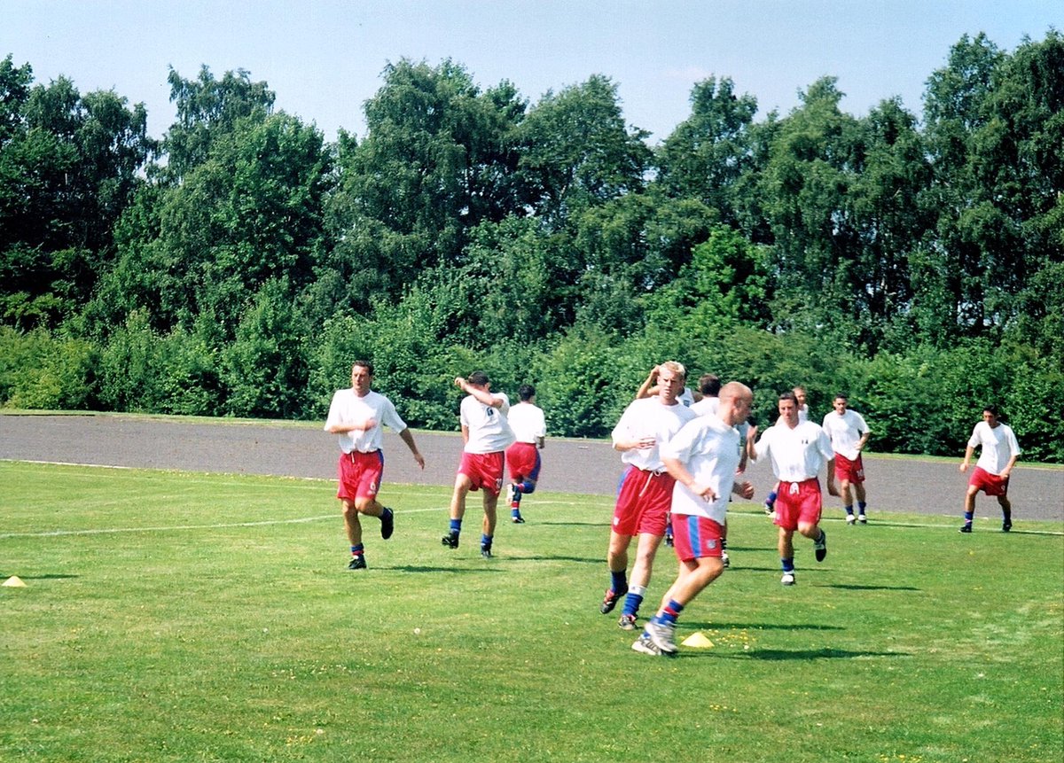 onthisGTFCday's tweet image. 25th July 2001 - Grimsby Town draw 1-1 with Danish side Koge BK on the final game of their Scandinavian tour thanks to an Alan Pouton penalty three minutes from time. A feisty affair sees Bradley Allen and Tommy Olsen "asked" to leave the field following an altercation. #GTFC
