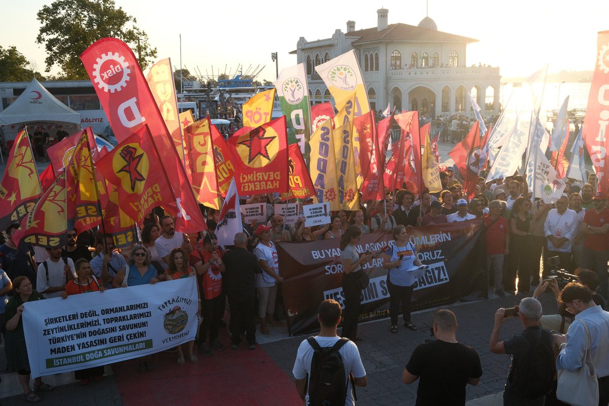 istabip's tweet image. 📢 Orman yangınında yitirdiğimiz orman işçileri için Kadıköy'den seslendik: Önlenebilir her işçi ölümü iş cinayetidir!
👇
istabip.org.tr/8579-orman-yan…