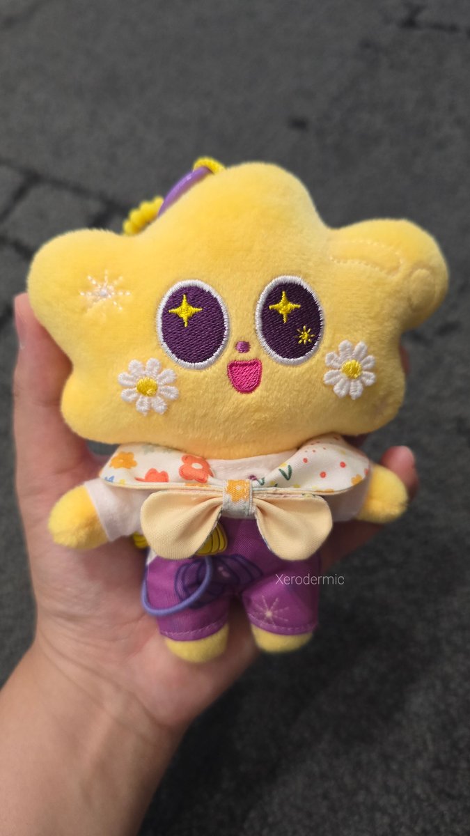 xerodermic00's tweet image. ผ้ากันเปื้อนเหมาะกับเซรี่มากๆเลยอ่า แงงฃง อุนยายดีใจ อุนยายน้ำตาคลออออ

#aou_tnbknr #besevboom
#อู๋บูม #AouBoom #CERI