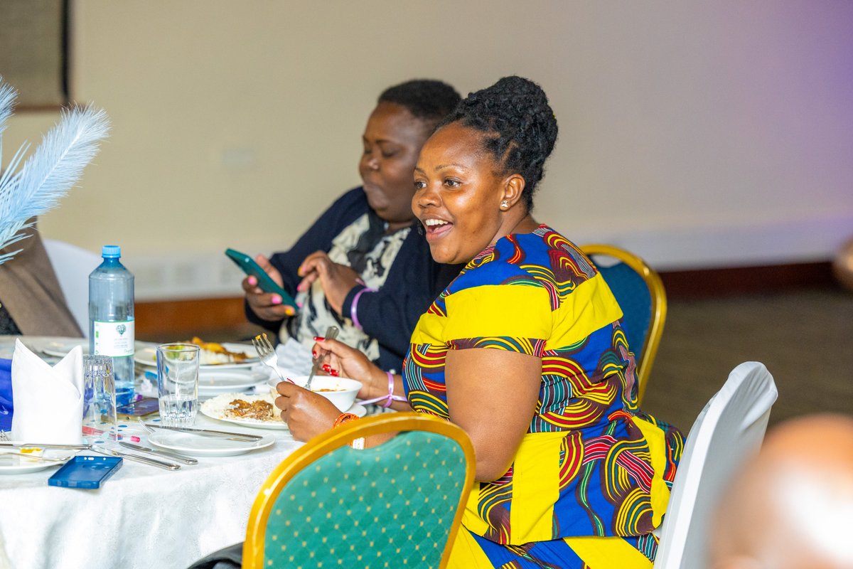 On 18th July, 2025, Daughters of Mumbi attended the #UsawaDinner2025 by @FIA_Kenya.
Same price, different meals
A bold reminder that inequality isn’t accidental, it’s structural.
We must unlearn, unbuild, and fight for #taxjusticeforall 

#FightInequality  #DaughtersOfMumbi