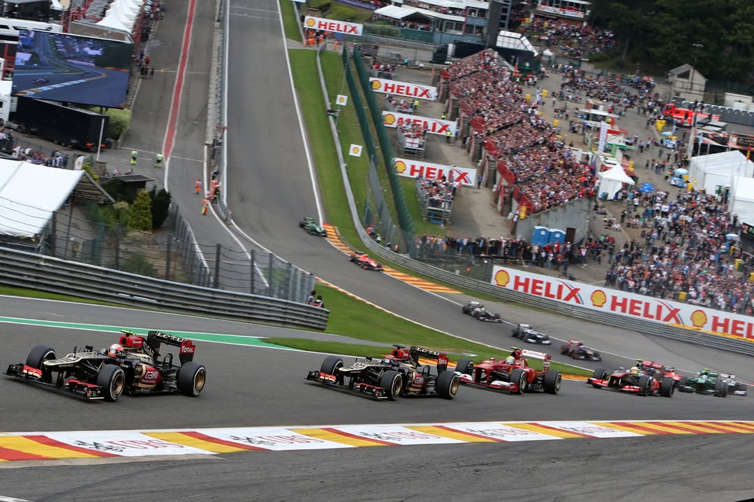 totally_msport's tweet image. POWERING into the weekend like... We hope everyone has a fabulous weekend.
It's the Belgium Grand Prix for Formula One this weekend at the world famous Spa circuit!
#TotallyMotorsport
#YourMotorsportFix