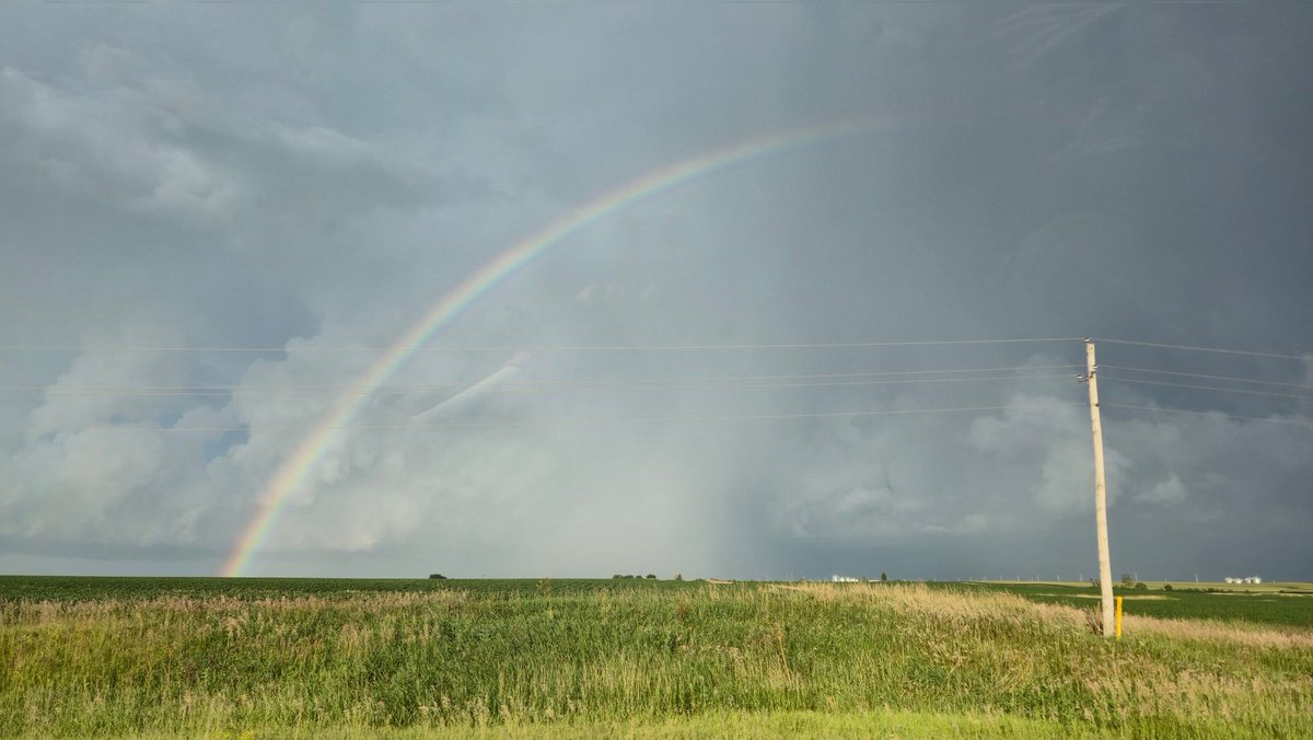 WxErhard's tweet image. Only highlight of me and @KJ_Chasing chase was the rainbow that happened the day before the chase. Seems reasonable. #wxtwitter