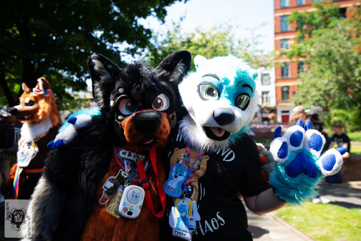 Cliff ππ§‘ π Cfz/MegaPlex (@cliff_747) on Twitter photo You know what time it is, grab a friend because it's fursuit Friday ππ₯³ ππ§‘
Hope everyone has a great day π
πΈ <a href="/Erza_The_Clown/">Erza The Clown Doggo</a>
𦦠<a href="/FrostOtter/">Frost π¦¦πΎπ</a>
π§΅ <a href="/JawsNpawsUK/">JawsandPaws_UK</a>
#FursuitFriday You know what time it is, grab a friend because it's fursuit Friday ππ₯³ ππ§‘
Hope everyone has a great day π
πΈ <a href="/Erza_The_Clown/">Erza The Clown Doggo</a>
𦦠<a href="/FrostOtter/">Frost π¦¦πΎπ</a>
π§΅ <a href="/JawsNpawsUK/">JawsandPaws_UK</a>
#FursuitFriday