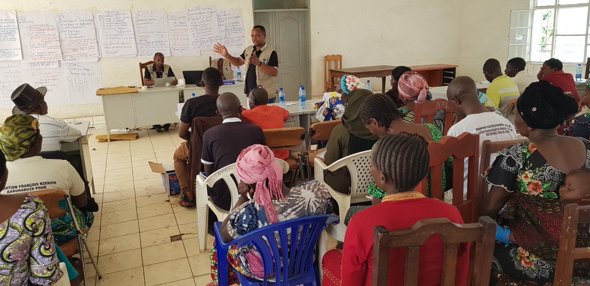 avsi_drcongo's tweet image. #NordKivu,48 membres de comité de protection & autorité locale formé en protection de l’enfant,VBG & traumatisme dans 4 zones de santé.
Projet #PamojaTutaweza financé par Fonds Humanitaire en RDC @FondazioneAVSI @MidefehopsAsbl @SyopadiFem #InvestInHumanity @UNOCHA_DRC @CBPFs