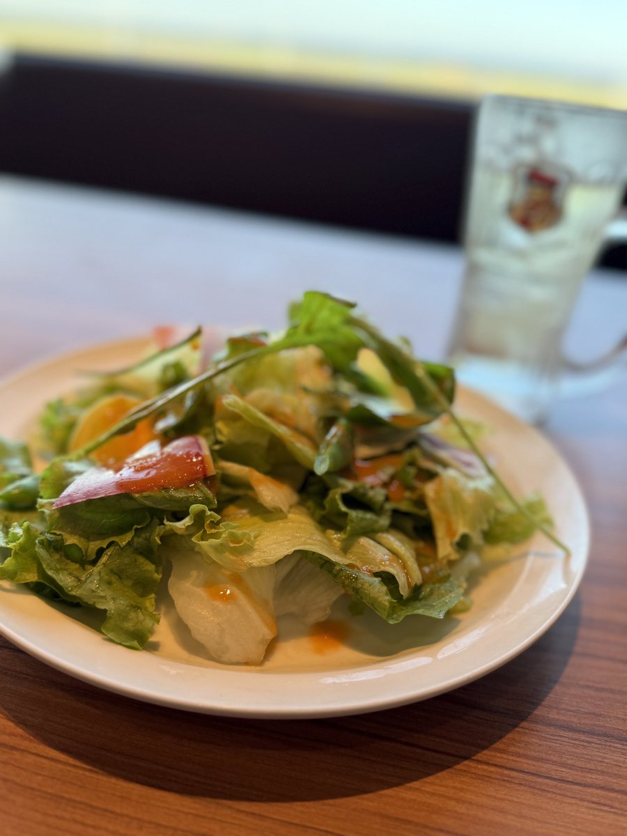 c_hidaka's tweet image. どったんばったんで何も食べずに羽田に着いたので、1人ステーキとハイボールで豪遊。ちょっとビジネス決めて、実家でお墓参りしてまいります。
#三郷市議会
#NHK党
#日高ちほ
#三郷にもっと安心とワクワクを
