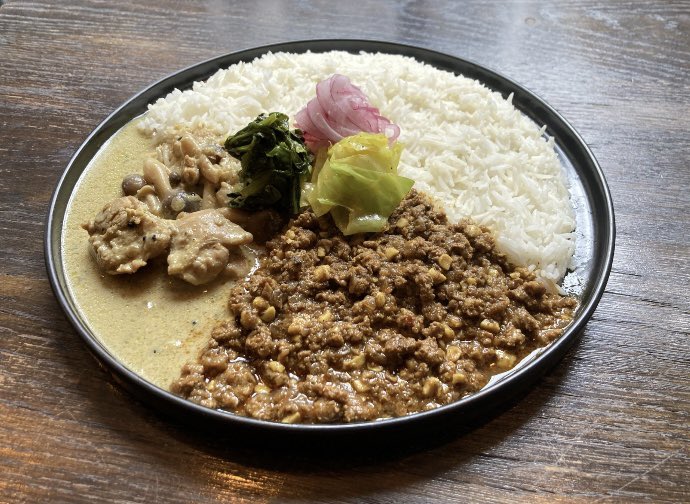 isetan_foodc's tweet image. 開催中の『ISETAN 発酵WEEK』では、新しい発酵食品の世界をご紹介!酒粕のクリームとレモンが爽やかなクレープや、発酵液の力によって驚くほど柔らかく調理されたお肉。納豆や味噌を使ったカレーから、湯種製法の生地にこだわったパンやスコーンまで✨
#発酵 #発酵食品 #新宿伊勢丹 #isetan