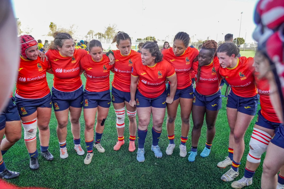 ferugby's tweet image. 𝟓𝟎 𝐯𝐞𝐜𝐞𝐬 𝐥𝐞𝐨𝐧𝐚 @laurabimba3 🦁 una historia de amor, constancia y garra.

🔗: ferugby.es/laura-delgado-…

#LoQueNosUne | #LasLeonas