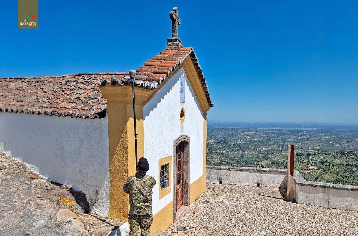 Exercito_pt's tweet image. 📢 Durante 8 semanas, os militares do Centro de Informação Geoespacial do Exército estiveram no terreno a recolher dados científicos para atualizar cartas militares, numa área de 1280 Km2, na região de Marvão e Gavião.
#ExércitoPortuguês #CIGeoE #Cooperação_Nacional