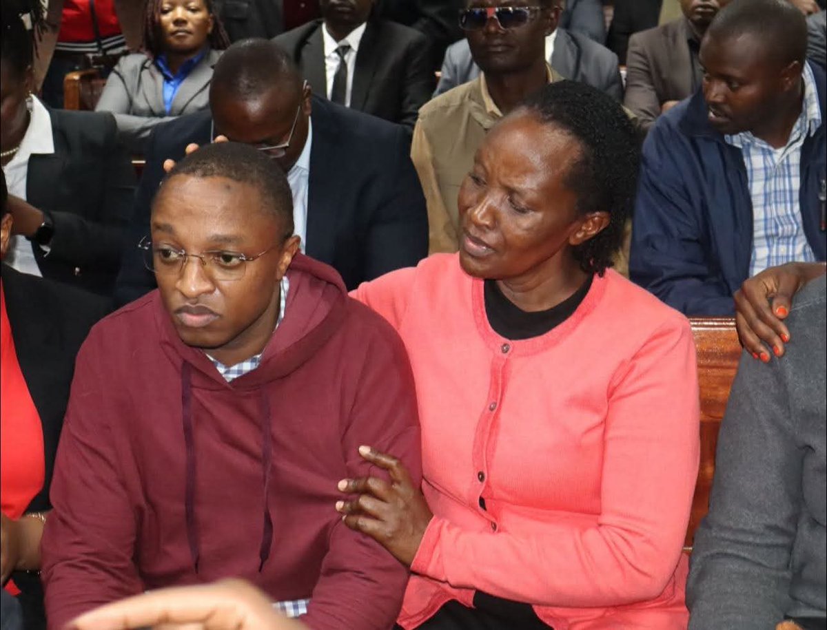 Belive_Kinuthia's tweet image. STAGING YOUR ABDUCTION FOR CLOUT THEN BLAMING IT ON THE GOVERNMENT WILL NOT GO UNPUNISHED.
Mr Ndiangui regrets why he did that.
The Law Society of Kenya has also quietly exited the Ndiangui case, after realising he wasn't abducted but was in hiding.