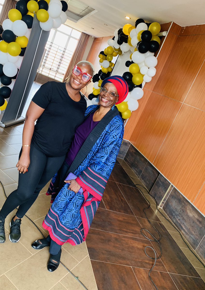 P256exclusive's tweet image. Still learning from her wisdom and kindness. Flash back to the amazing moments ✌️
Blessed weekend JAH PEOPLE.