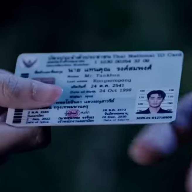 ถ้าอ้างอิงจากอันนี้แทนคุณก็อายุพอๆกับฟอสเลยหนิ เด่กกว่าปีเดียวแต่เกิด 24ตุลานี่สวแอบยิ้มนะคะ 🫠

#MelodyOfSecrets #fforce_