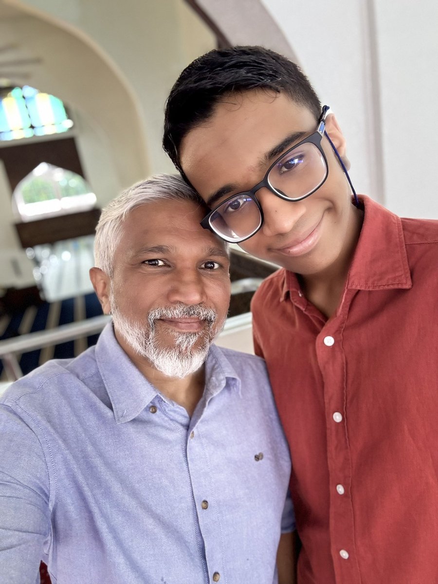 🇲🇻 Blessed Friday to all! Me and Mash celebrating as we wish everyone heartfelt felicitations on Maldives Independence Day tomorrow! Here’s to 59 years of freedom and a happy long weekend ahead filled with joy, family, and gratitude. #MaldivesIndependenceDay #BlessedFriday