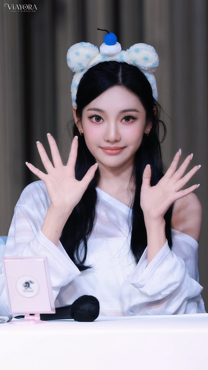 Viayora_N's tweet image. 250712 K4 Fansign
🥺

#닝닝 #NINGNING  #宁艺卓 #에스파 #aespa #宁宁 #寧藝卓 #寧寧 #AESPA