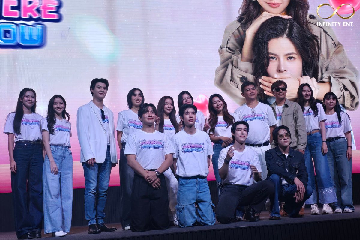 infinityent898's tweet image. ร่วมถ่ายภาพ นักแสดงและทีมผู้จัด ซีรีย์ “Somewhere Somehow รักปากแข็ง”
#รักปากแข็ง #SWSHGL
#FayMay #fay_riezz #maywyda
#NamneungMilinD #Applelapisara
#INFINITYENT