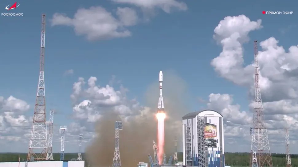 ProjectmeshkatE's tweet image. Iran's Nahid-2 telecommunication satellite is successfully launched into space abroad the Russian Soyuz rocket.
Nahid-2 is supposed to carry out an specially important mission: testing on-board thrusters for orbital transfer and course correction.