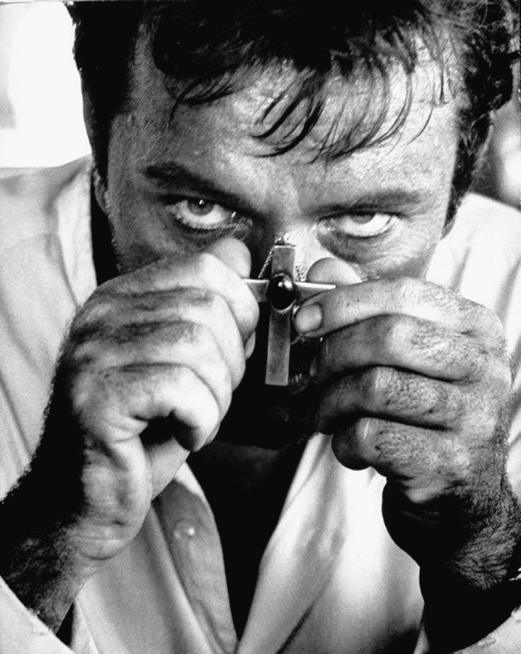 Jacted7's tweet image. Richard Burton 
The Night of  the Iguana
1964