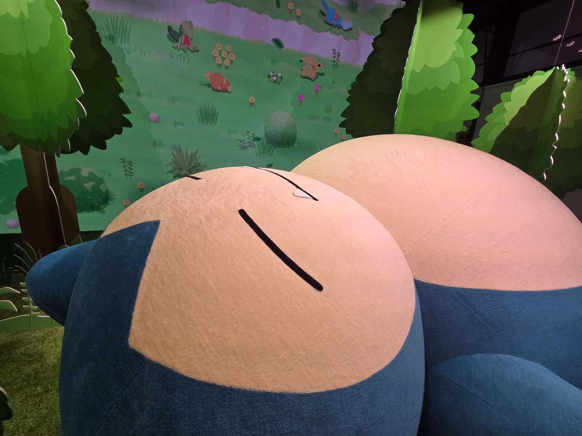 eddie_srs's tweet image. 映画の次はポケスリ💤