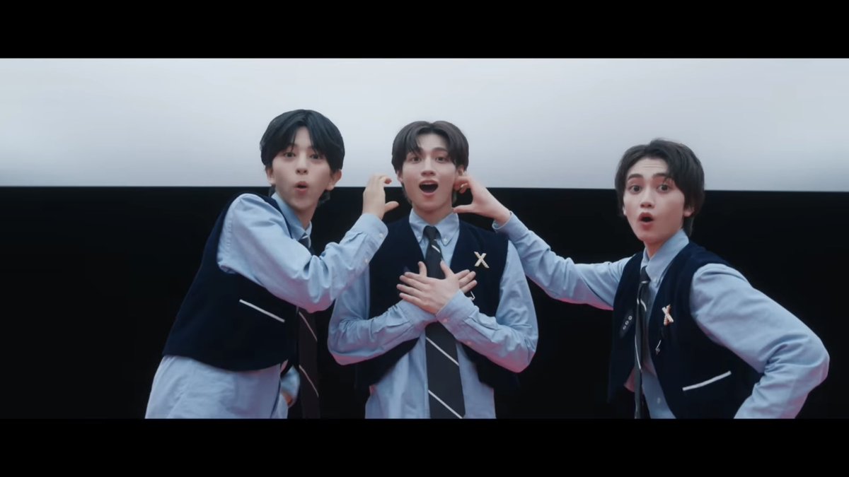 sanopeache's tweet photo. この志賀李玖さん可愛いすぎ💖

#ICExインストール_MV

https://t.co/6sUoPebUtr https://t.co/8yDFkv7RCW