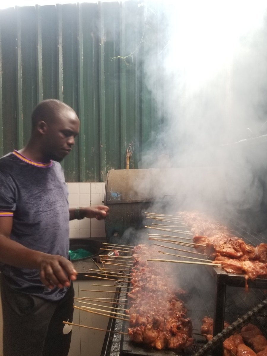 Brighto_Dynasty's tweet image. Ladies and gentlemen let's make our orders as early as now!
Pork available!
Call 0785769070
Love you all 🤜🤜