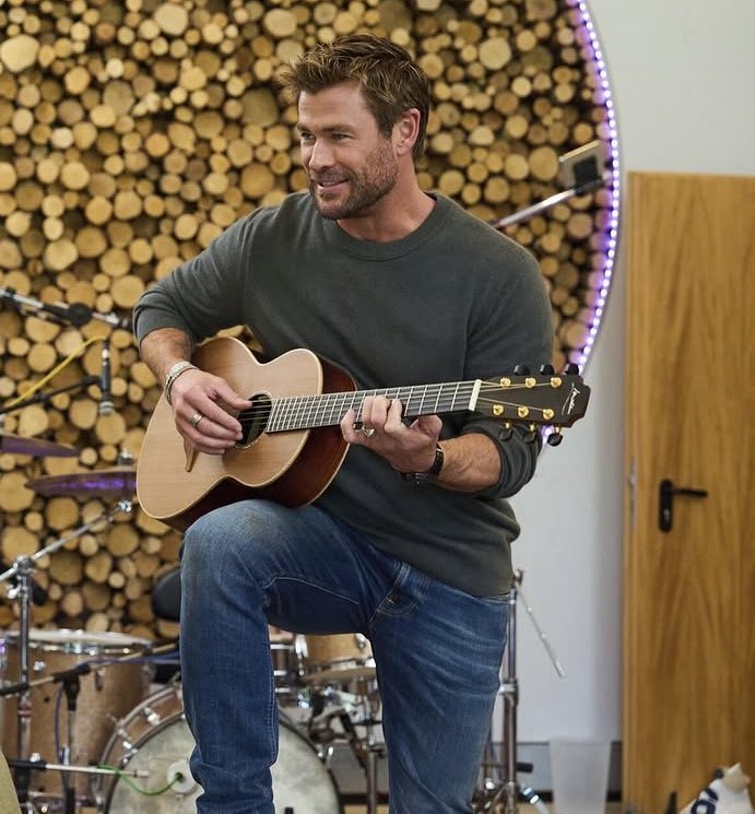 this is giving music teacher in a disney channel original movie