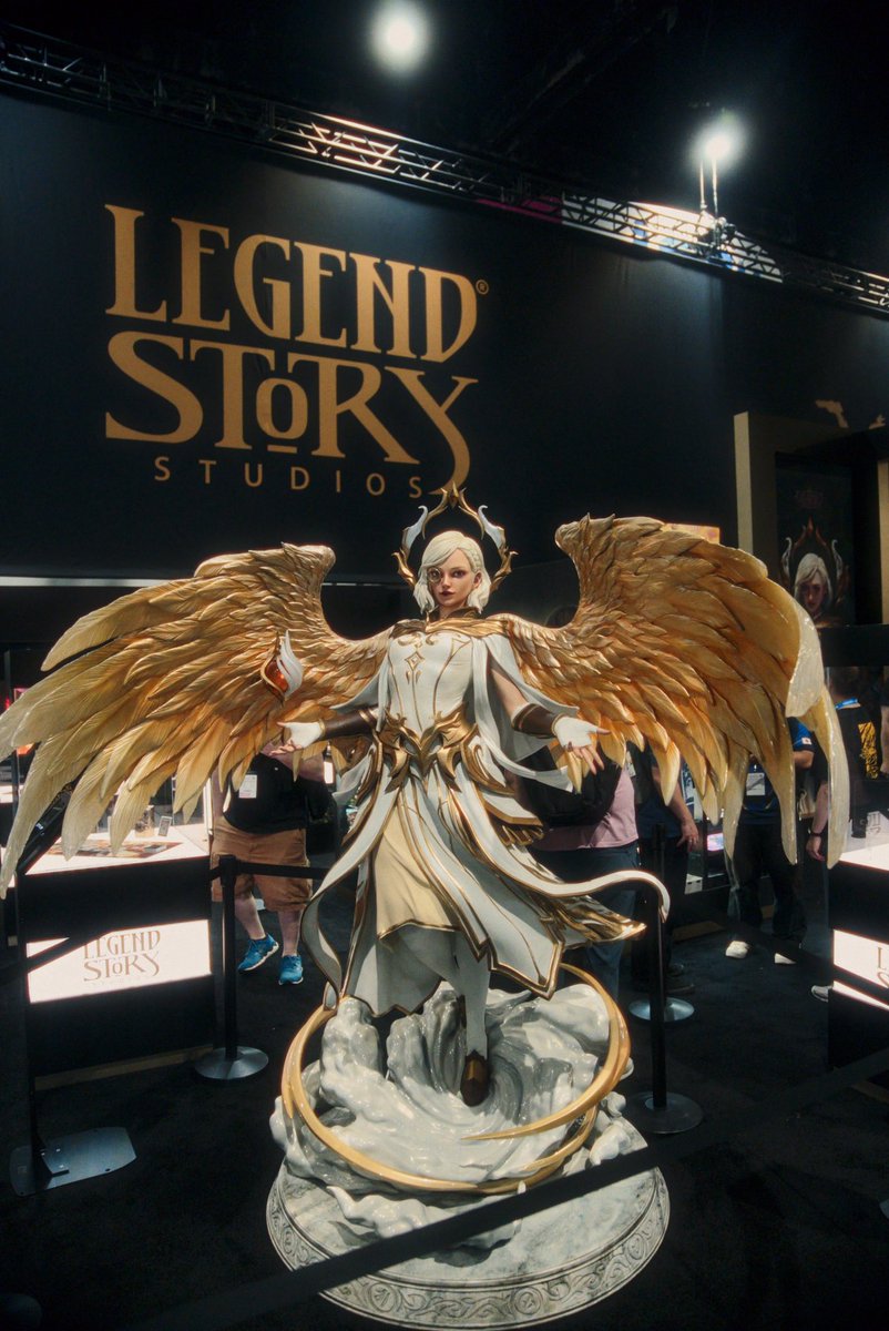 fabtcg's tweet image. The Brushstrokes of Creation 🪽
In Darkness… Seek the Light #SDCC25