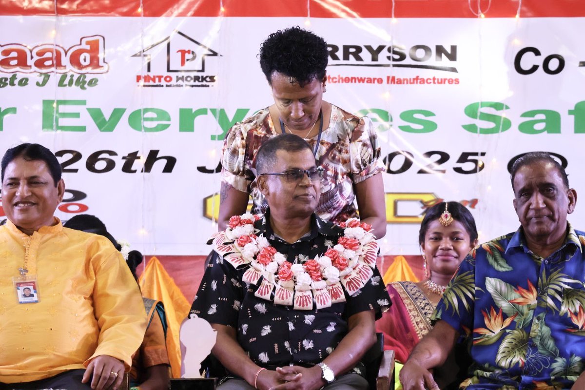 bimanprasad's tweet image. Pleased to be part of the Pinto Digicel Duavata Northern Crime Prevention Carnival last night at Subrail Park, Labasa.
Inspiring to see our communities united in celebration and commitment to a safer North. 🇫🇯✨
#Duavata #StrongerNorth #CommunityUnity
📸@FijiGovernment