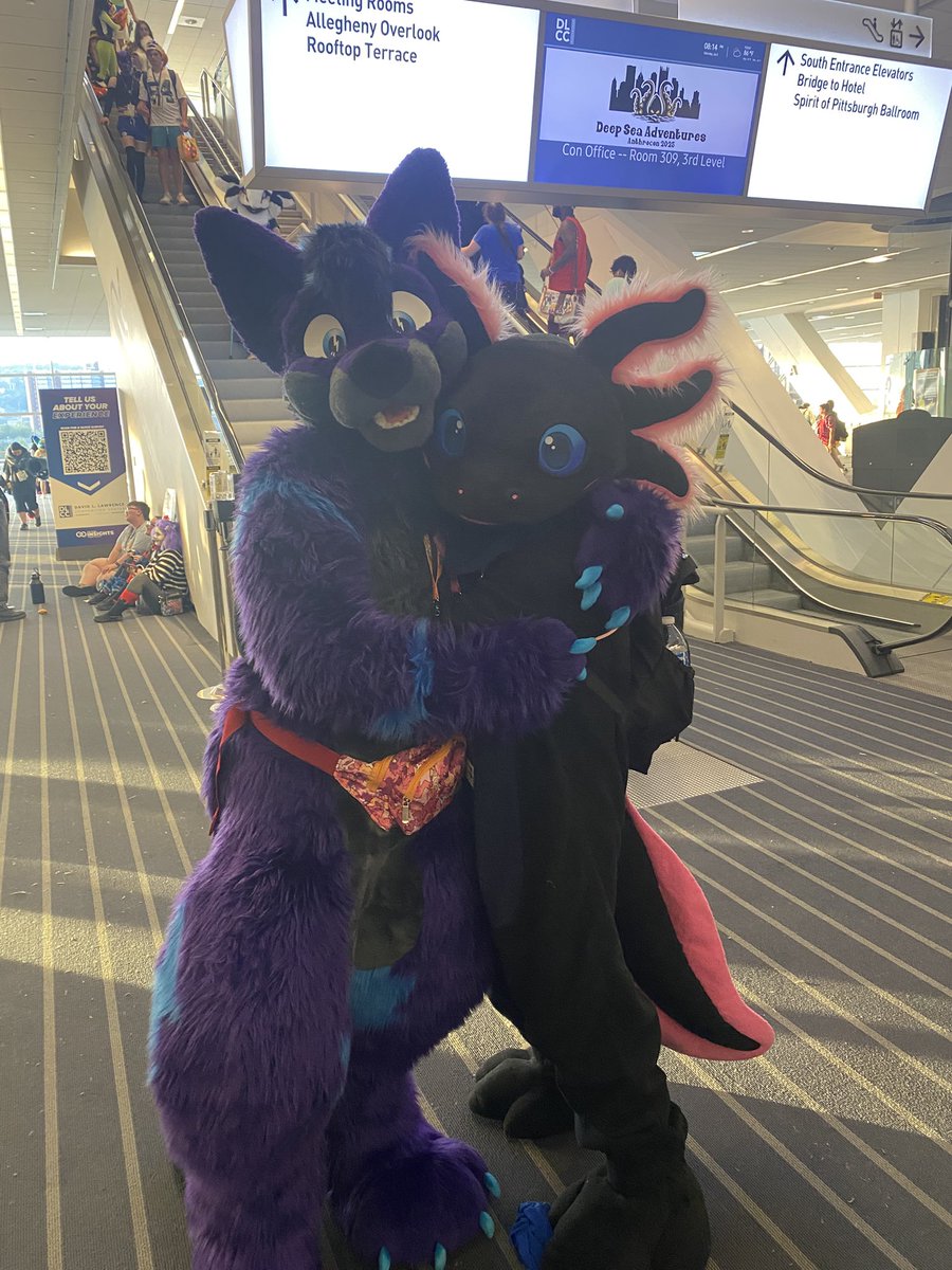 AxolotlBubbles's tweet image. Very late post, but happy birthday to my great friend @DallasFoxKaiju!!! Iโm so happy to have been the first fursuiter you have ever chatted with back at Megaplex 2022, and hosted a room with you at FWA 2024, and vibed to a Metal dance set at Megaplex 2025. Love you bestie ๐ซถ