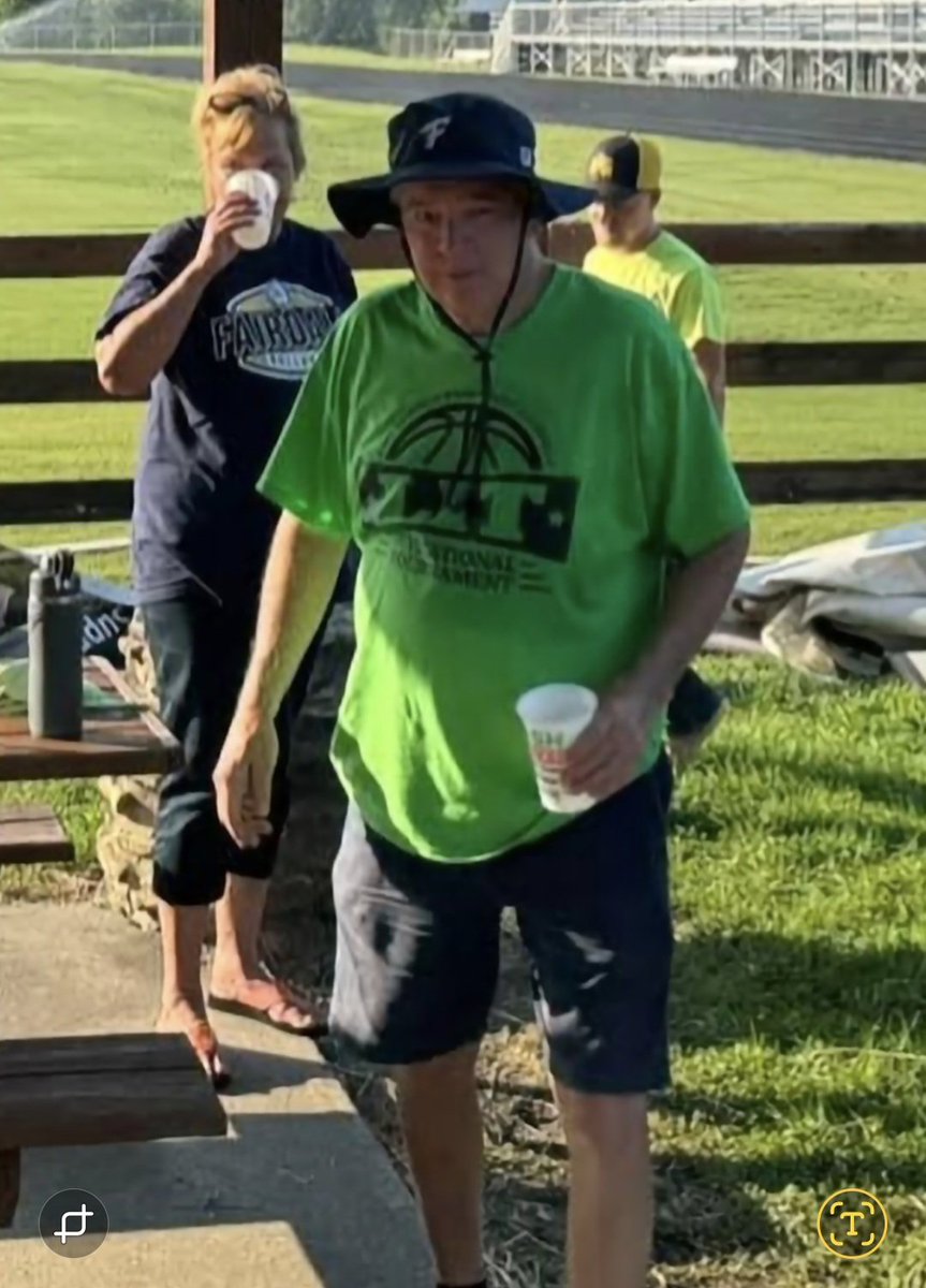 Fairdale Basketball (@fhsbasketball11) on Twitter photo Enjoyed working with Coach Hicks <a href="/bbtopdogs11/">Coach Hicks</a> and his Athletic Staff, Coaches, and community members this afternoon at <a href="/Dawgs_Athletics/">FAIRDALE BULLDOGS</a> Work Night! Fairdale is an amazing community! Enjoyed working with Coach Hicks <a href="/bbtopdogs11/">Coach Hicks</a> and his Athletic Staff, Coaches, and community members this afternoon at <a href="/Dawgs_Athletics/">FAIRDALE BULLDOGS</a> Work Night! Fairdale is an amazing community!