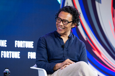 SCB10X_OFFICIAL's tweet image. Our Head of AI Strategy, @kasima joined a thought-provoking panel on “Whose Language Is It Anyway? Equity, Empathy and AI’s Linguistic Blind Spots” at Fortune Brainstorm AI 2025. @bstormAI
He shared insights on the importance of building inclusive AI systems that truly…