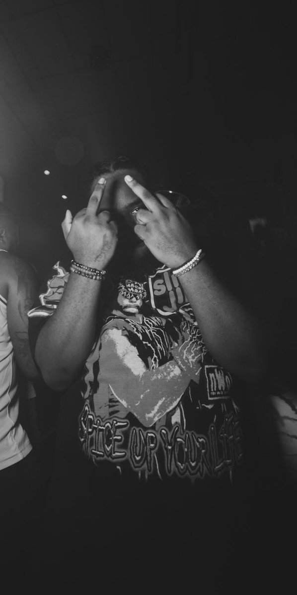 VividDope's tweet image. One of the best to ever do it 📸
