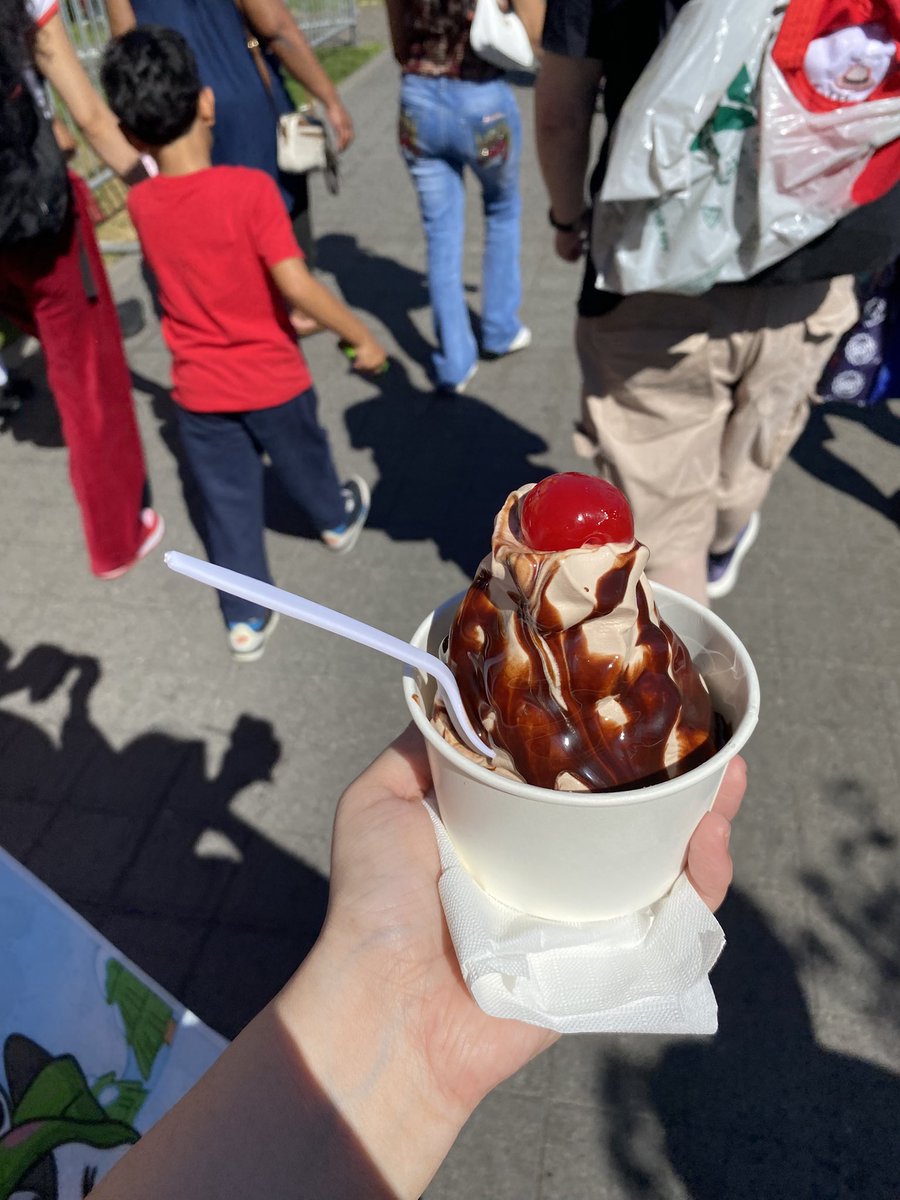 Allexis 💫 tweet media