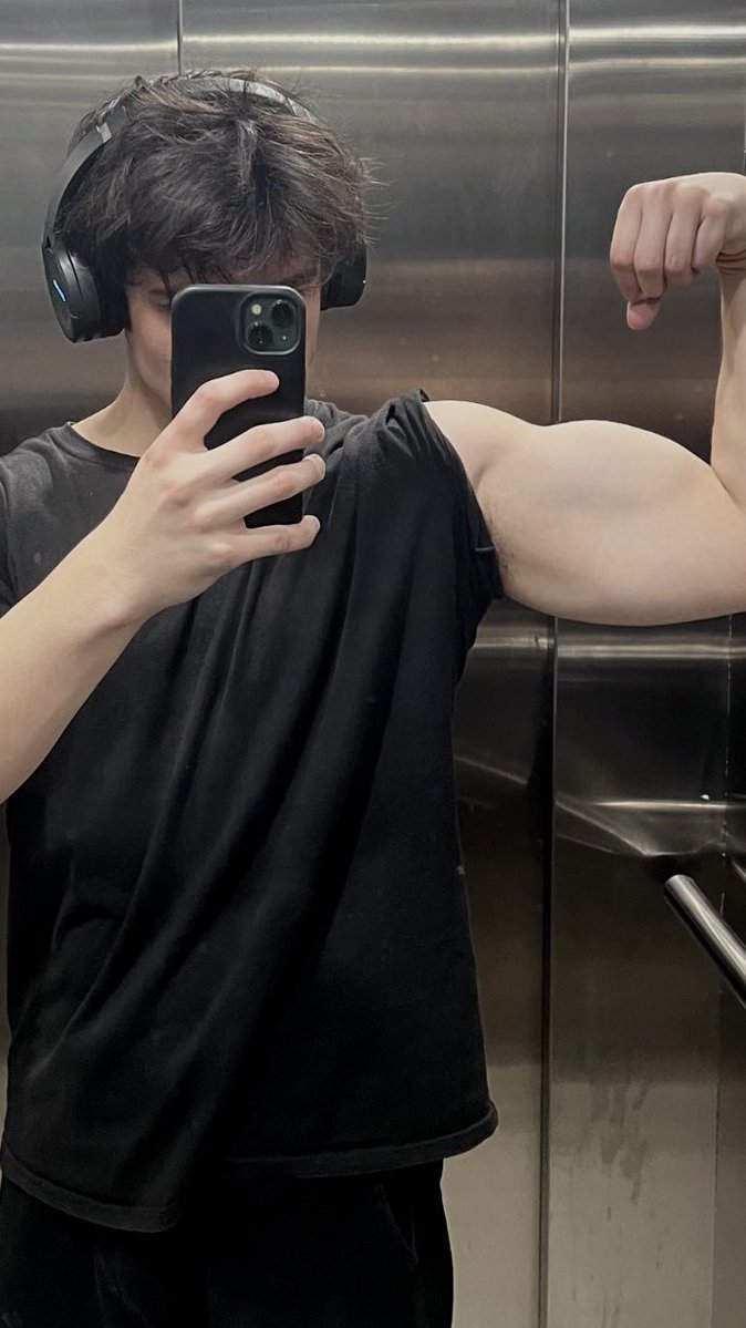 gymrat boyfriend?