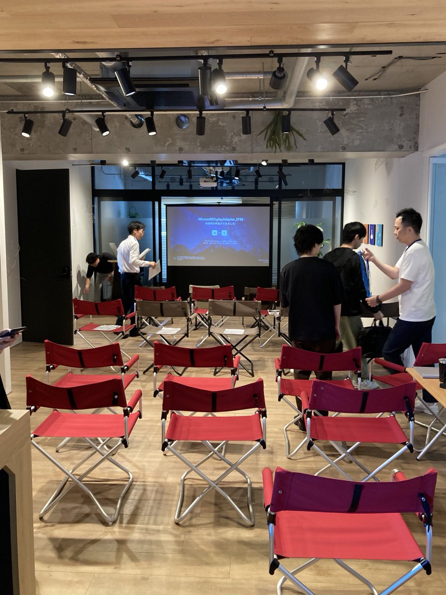enjointgroup's tweet image. ものの数分でセミナー会場に早変わり🪑